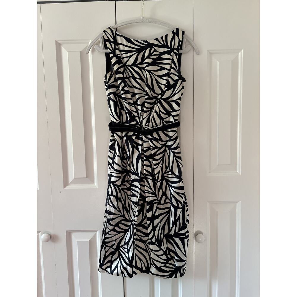 Maggy London Black White Leaf Print Silk Dress 2 - Picture 2 of 9